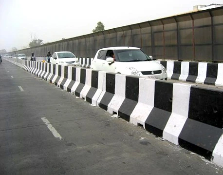 GFRP rebar used in crash barrier
